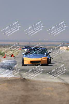media/Sep-20-2025-Extreme Speed (Sat) [[1fcc23683c]]/Orange (Mid Intermediate)/Session 2 (Sunrise)/